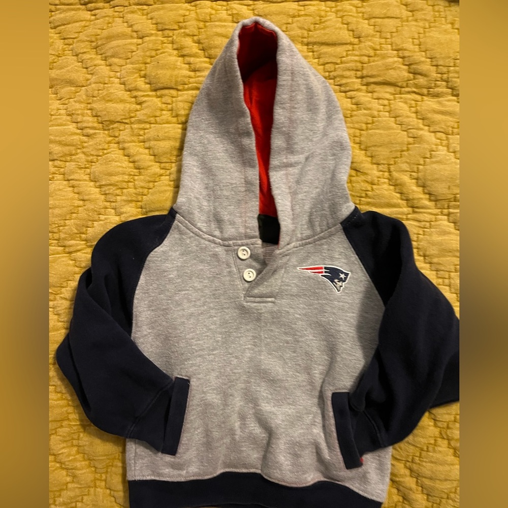 NFL apparel’s hoodie